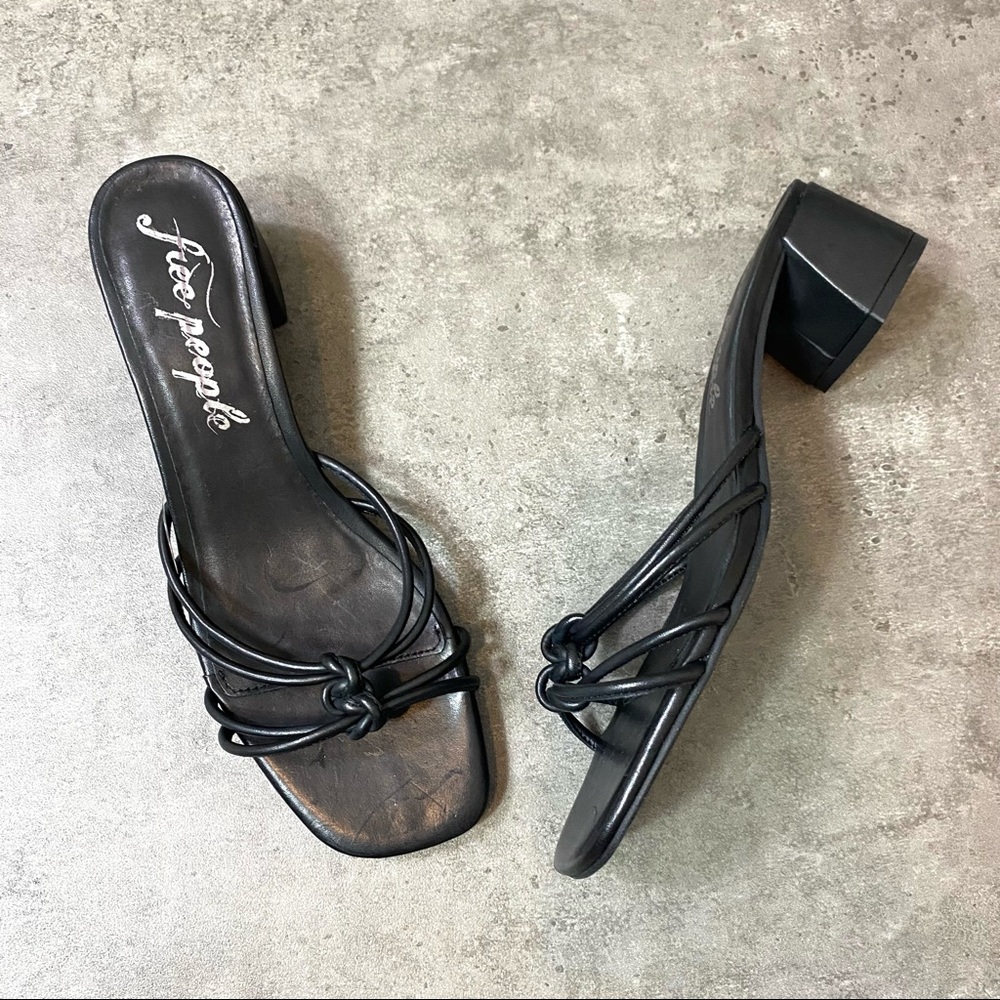 NEW Free People Petra Black Block Heel Sandal - Picture 3 of 8
